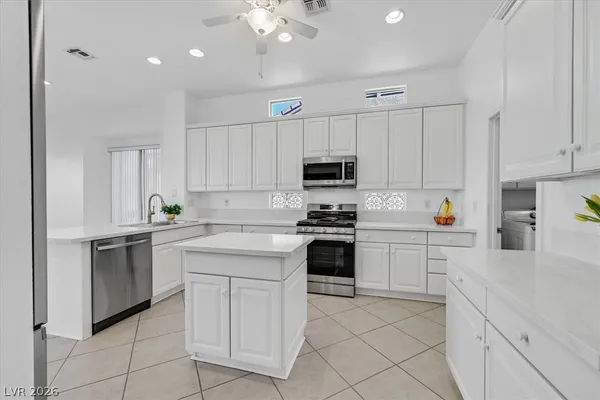 $2,490 | 562 Mountain Links Drive, Henderson, NV 89012