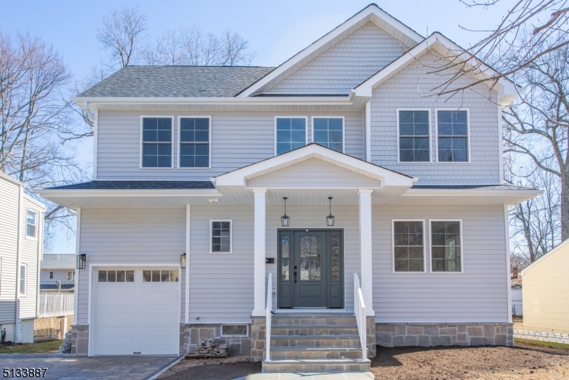 20 Longacre Drive, Livingston, NJ 07039 Compass