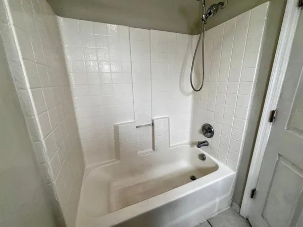 $1,895 | 6741 Magnolia Pointe Circle, Orlando, FL 32810