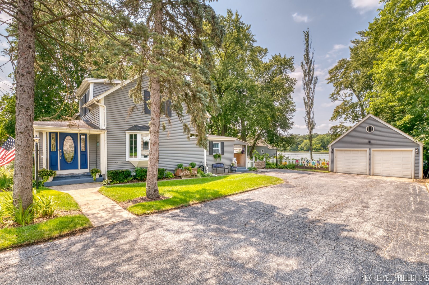1713 Riverside Avenue St. Charles, IL 60174 - Photo 3 of 29