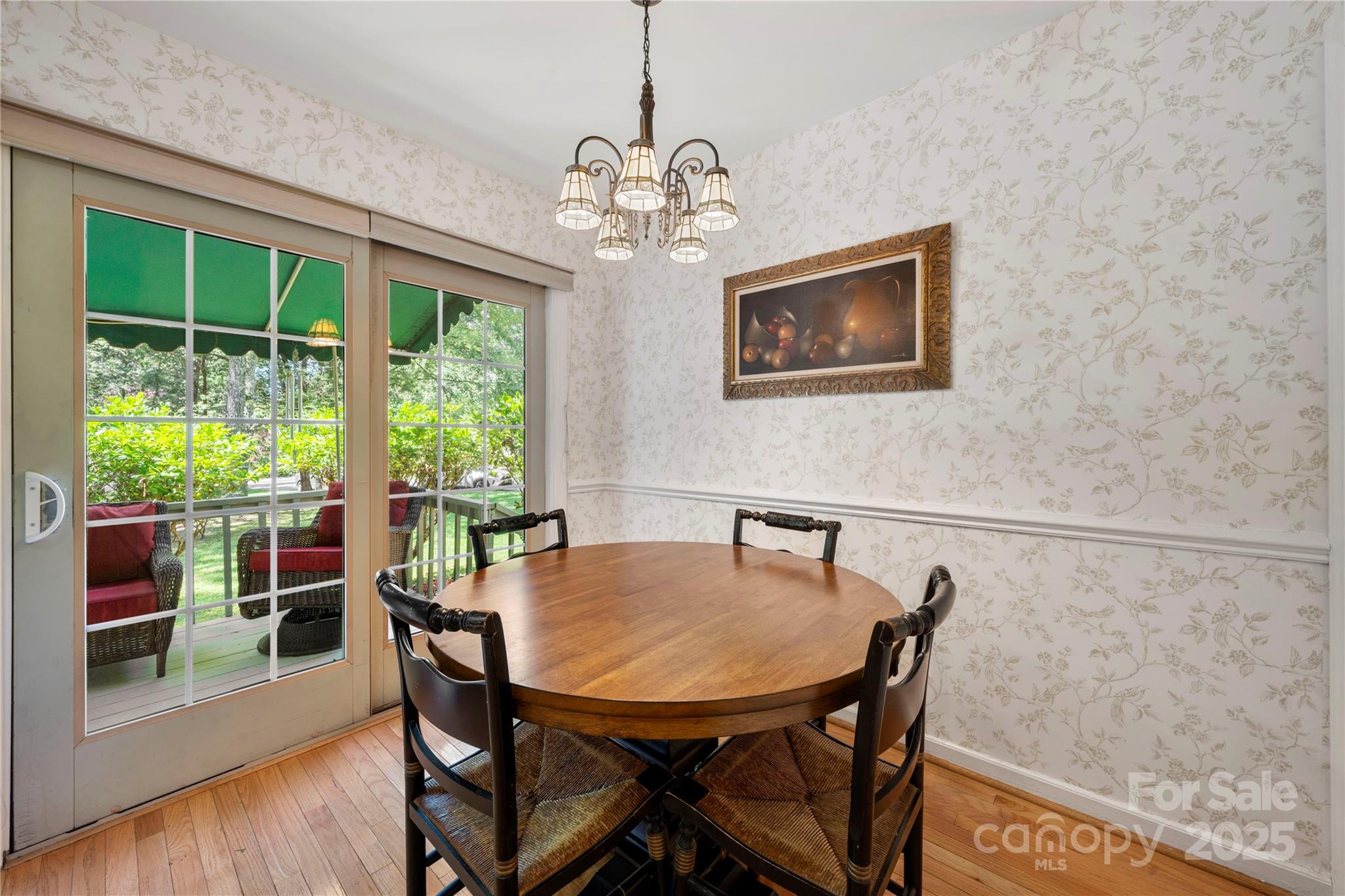 8928 St Croix Lane Charlotte, NC 28277 - Photo 17 of 37 a dining room with furniture and window