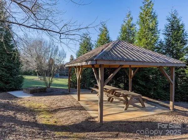 a picture of street view with sitting space