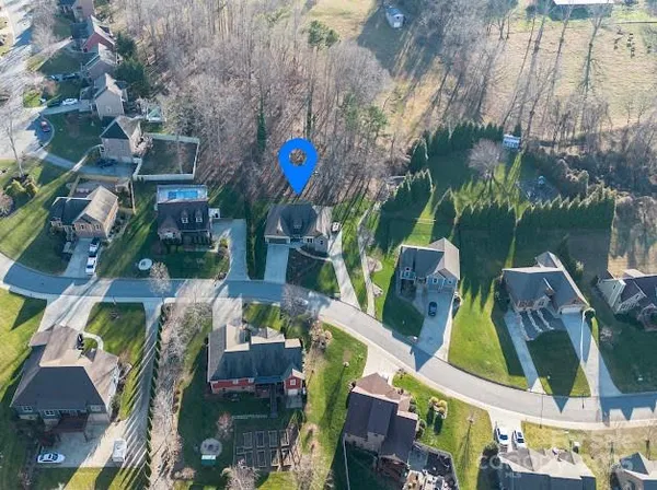 $450,000 | 117 Maplewood Court, Hudson, NC 28638