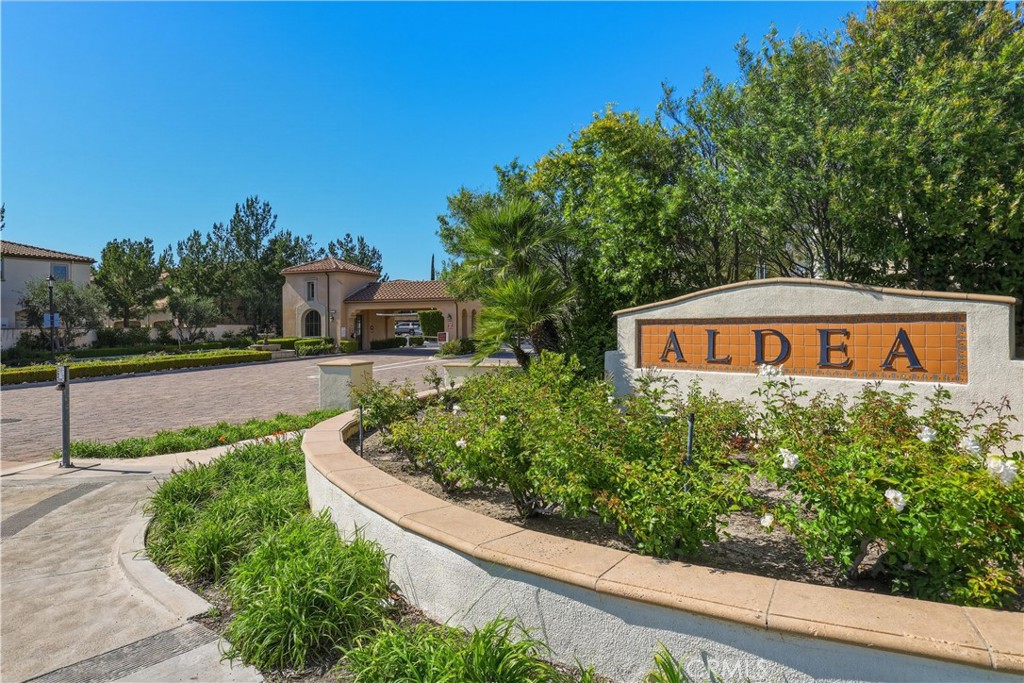 20292 Paseo Almendra Porter Ranch, CA 91326 - Photo 2 of 44