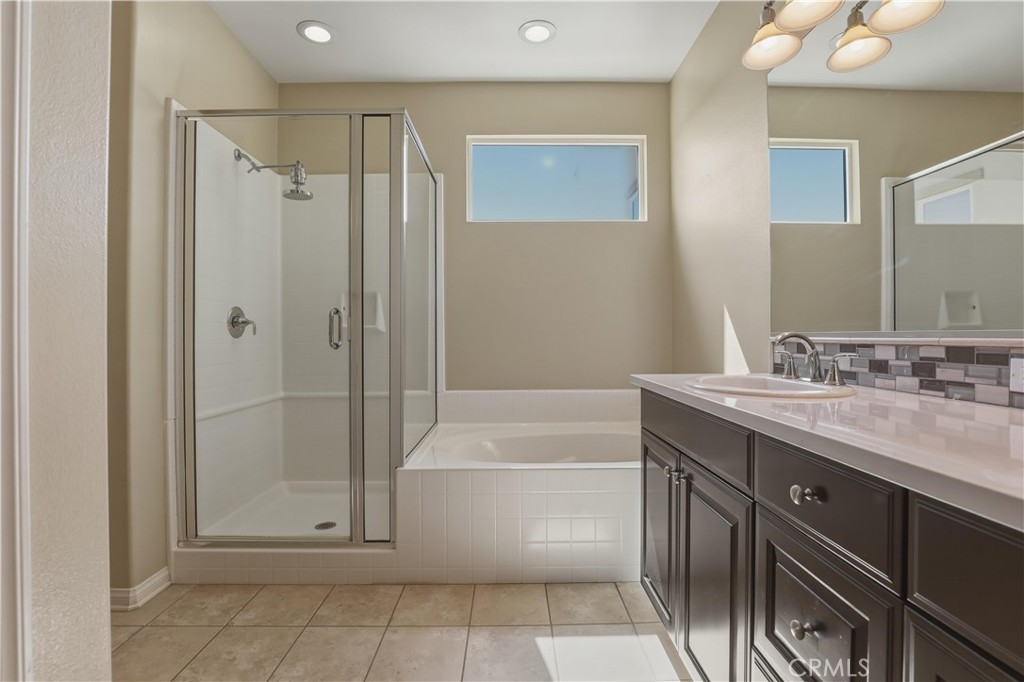 20292 Paseo Almendra Porter Ranch, CA 91326 - Photo 32 of 44 Primary Bathroom