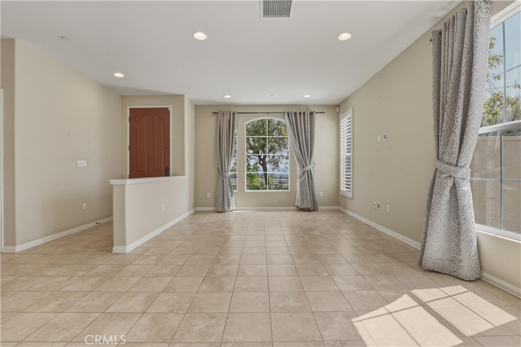 20292 Paseo Almendra Porter Ranch, CA 91326 - Photo 6 of 44