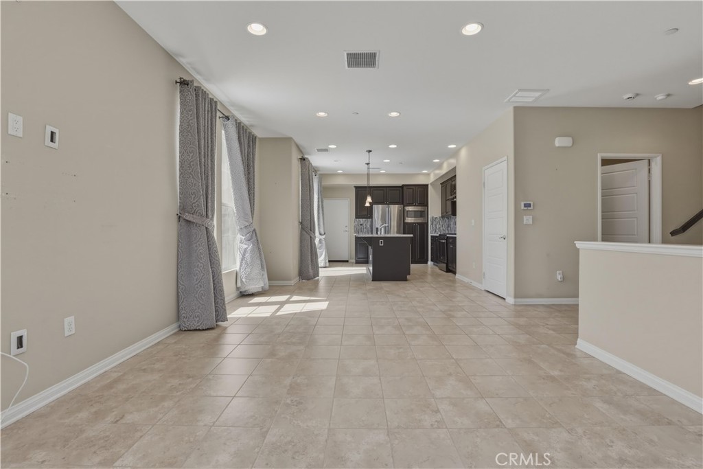 20292 Paseo Almendra Porter Ranch, CA 91326 - Photo 7 of 44