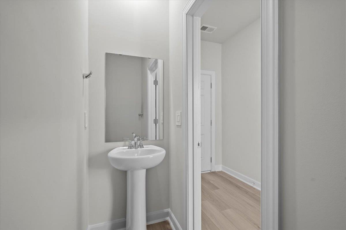 682 Cozy Blf Road Spartanburg, SC 29301 - Photo 3 of 29