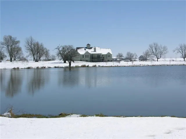 $1,125,000 | 23119 Pawnee Road, Bucyrus, KS 66013