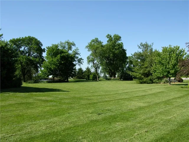 $1,125,000 | 23119 Pawnee Road, Bucyrus, KS 66013