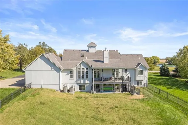 $1,125,000 | 23119 Pawnee Road, Bucyrus, KS 66013