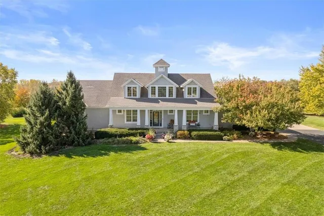 $1,125,000 | 23119 Pawnee Road, Bucyrus, KS 66013