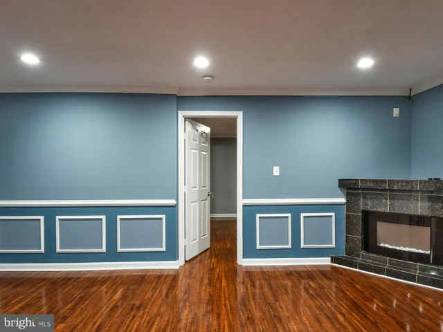 $299,000 | 9720 Lake Point Court, Unit 102, Upper Marlboro, MD 20774