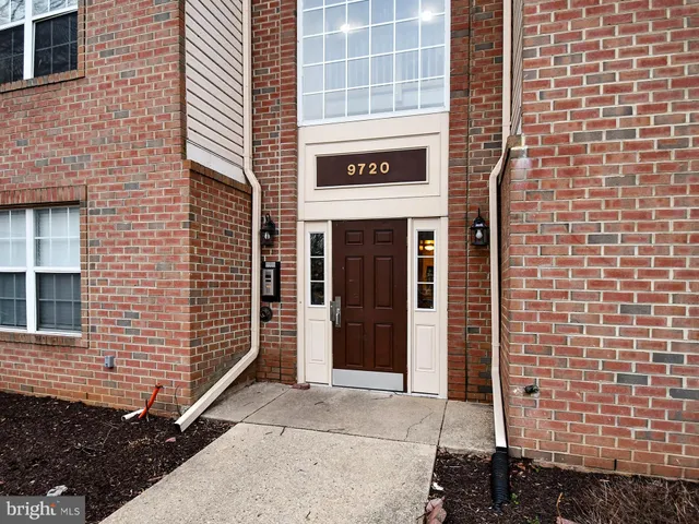 $299,000 | 9720 Lake Point Court, Unit 102, Upper Marlboro, MD 20774