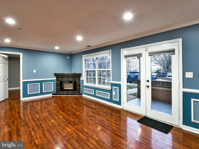 $299,000 | 9720 Lake Point Court, Unit 102, Upper Marlboro, MD 20774