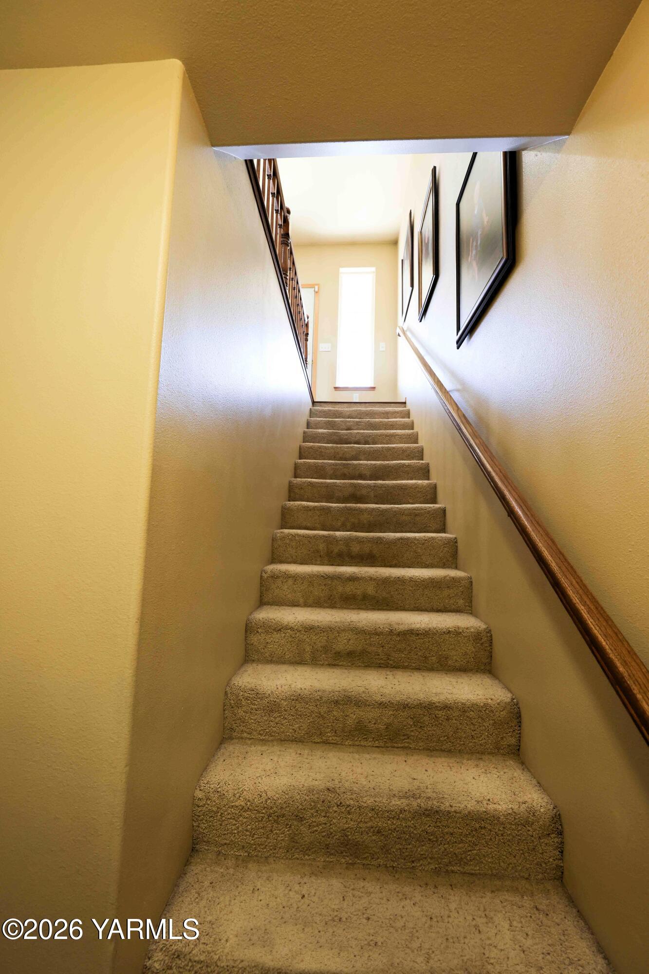 224 Heysman Road Selah, WA 98942 - Photo 27 of 28 a view of entryway