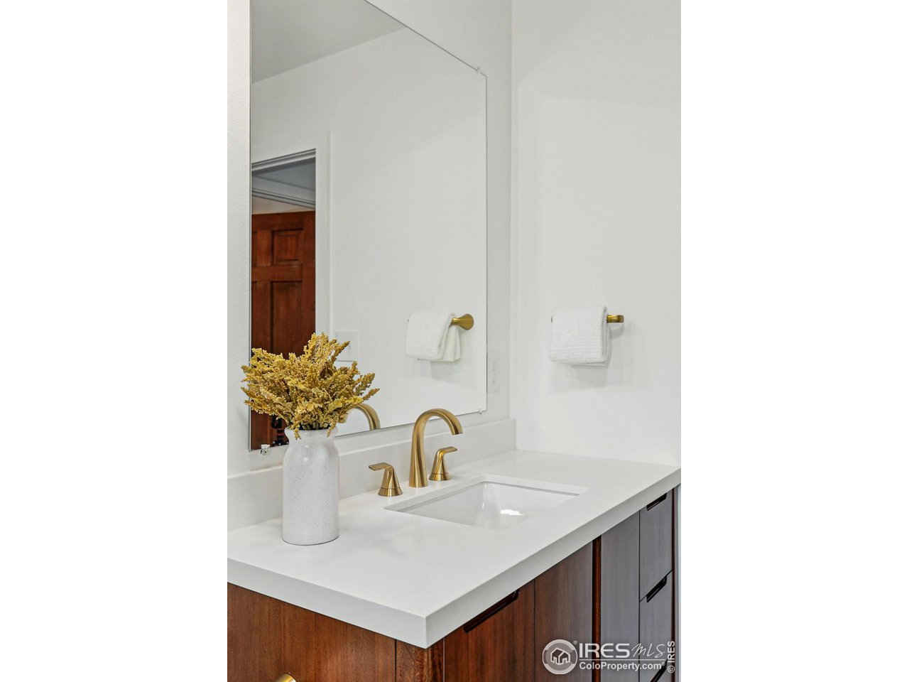 4731 Jay Road Boulder, CO 80301 - Photo 35 of 50 a kitchen with a sink and a potted plant