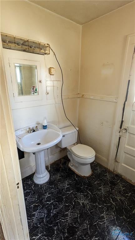 3771 Sherbrooke Road Toledo, OH 43613 - Photo 3 of 8 Gallery Image 3