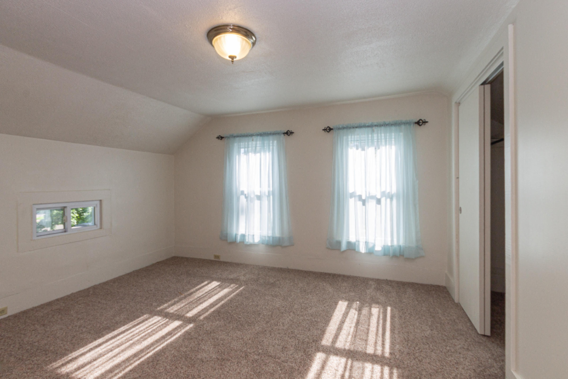 516 Maple Street Three Rivers, MI 49093 - Photo 13 of 28 516 Maple St-113