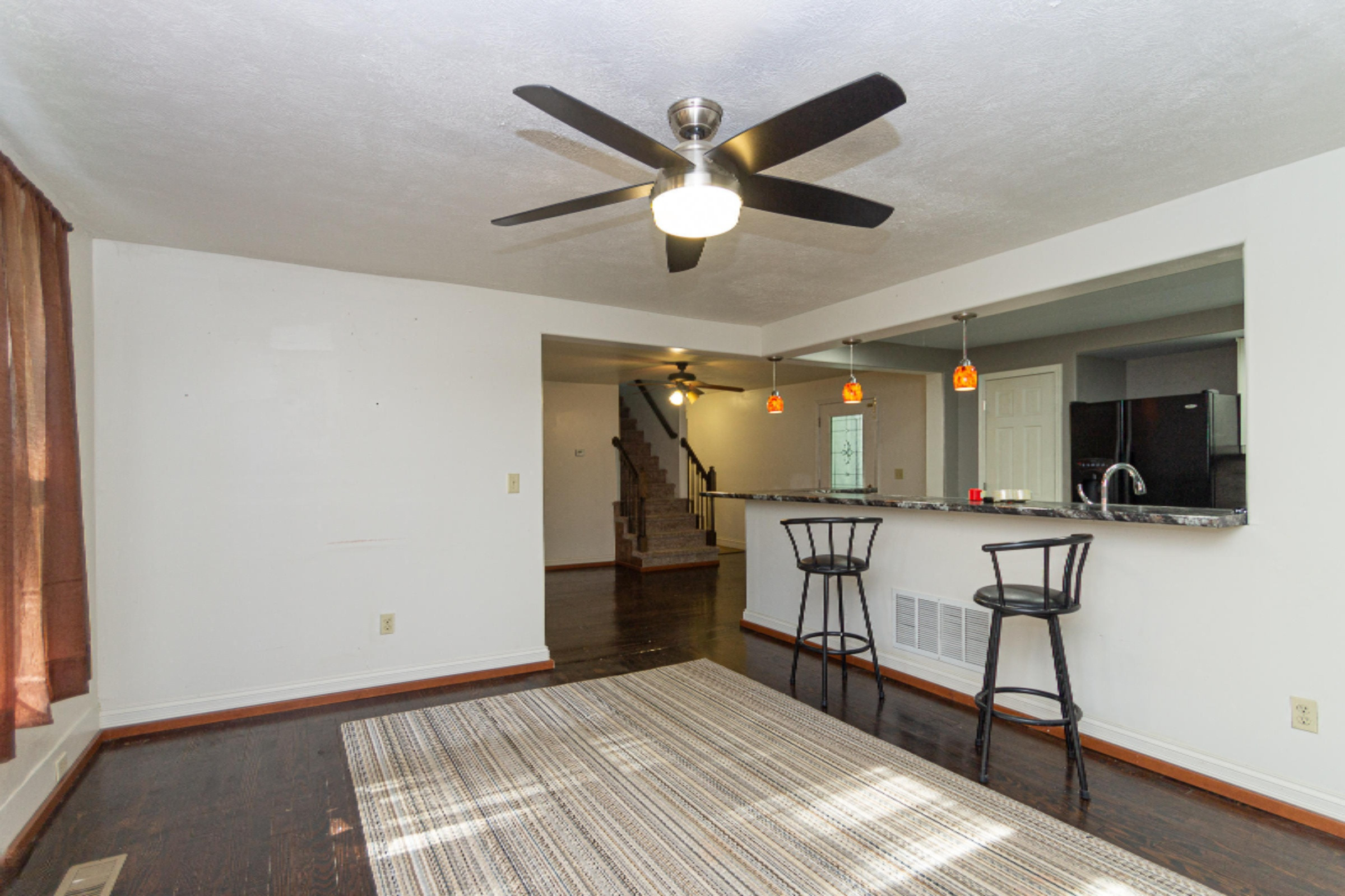 516 Maple Street Three Rivers, MI 49093 - Photo 7 of 28 516 Maple St-107