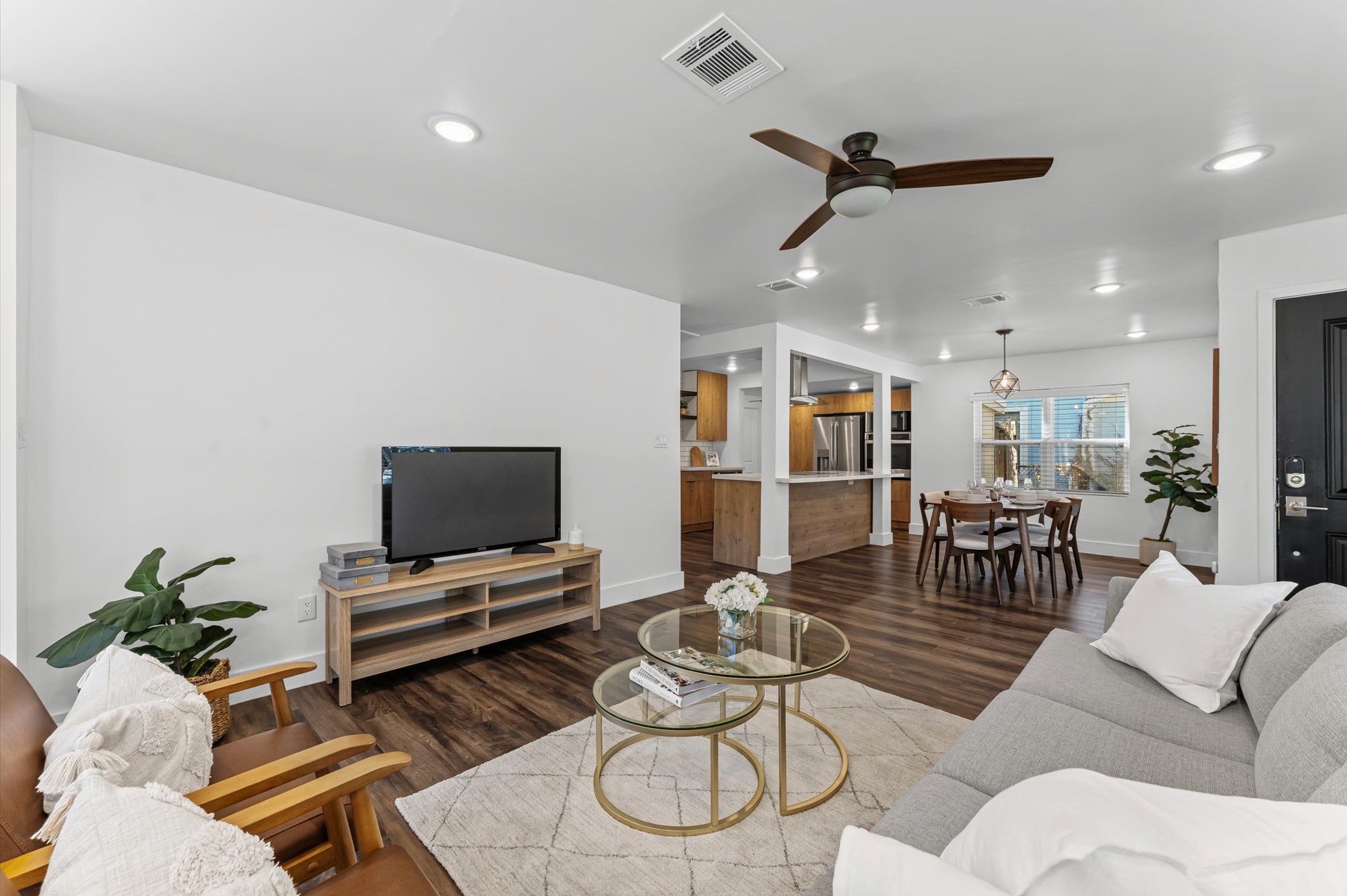 4826 Culmore Drive Houston, TX 77021 - Photo 3 of 21