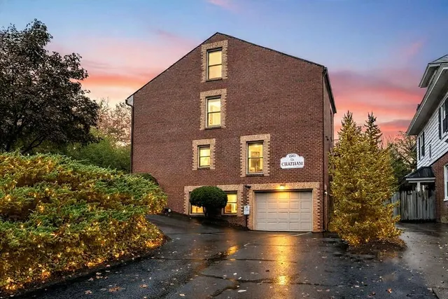 $339,999 | 2231 Broadway Avenue Southwest, Unit C, Roanoke, VA 24014