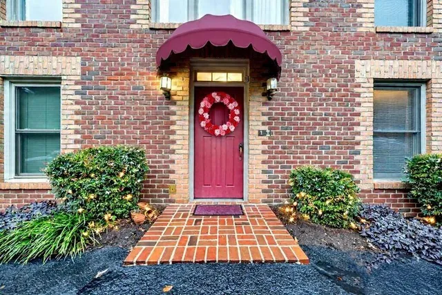 $339,999 | 2231 Broadway Avenue Southwest, Unit C, Roanoke, VA 24014