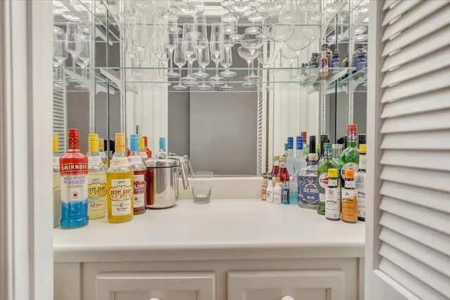a dinning table and chairs in the patio
