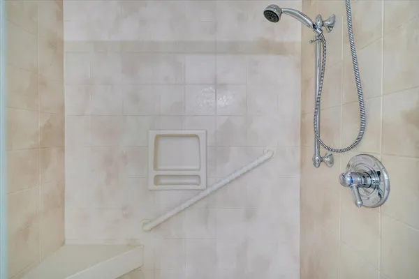 $334,999 | 2231 Broadway Avenue Southwest, Unit C, Roanoke, VA 24014