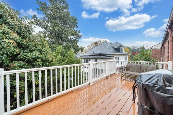 $334,999 | 2231 Broadway Avenue Southwest, Unit C, Roanoke, VA 24014