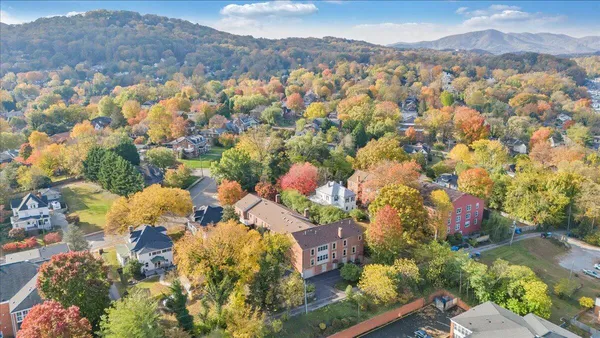 $334,999 | 2231 Broadway Avenue Southwest, Unit C, Roanoke, VA 24014