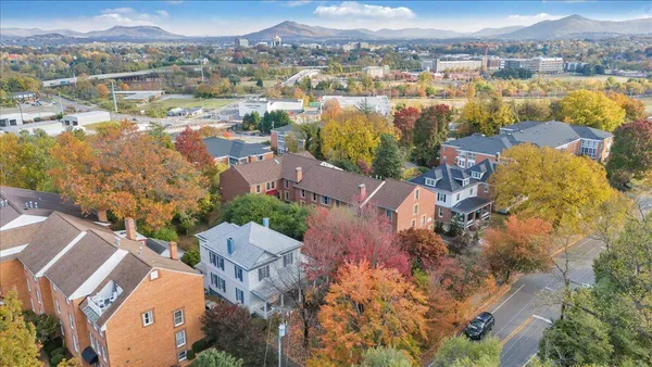 $334,999 | 2231 Broadway Avenue Southwest, Unit C, Roanoke, VA 24014