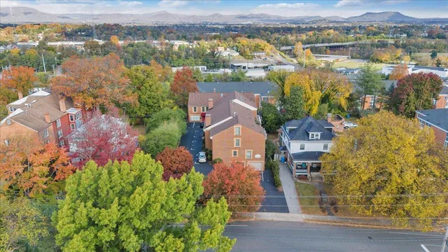 $339,999 | 2231 Broadway Avenue Southwest, Unit C, Roanoke, VA 24014