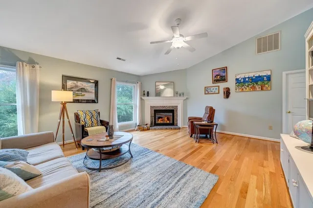 $339,999 | 2231 Broadway Avenue Southwest, Unit C, Roanoke, VA 24014