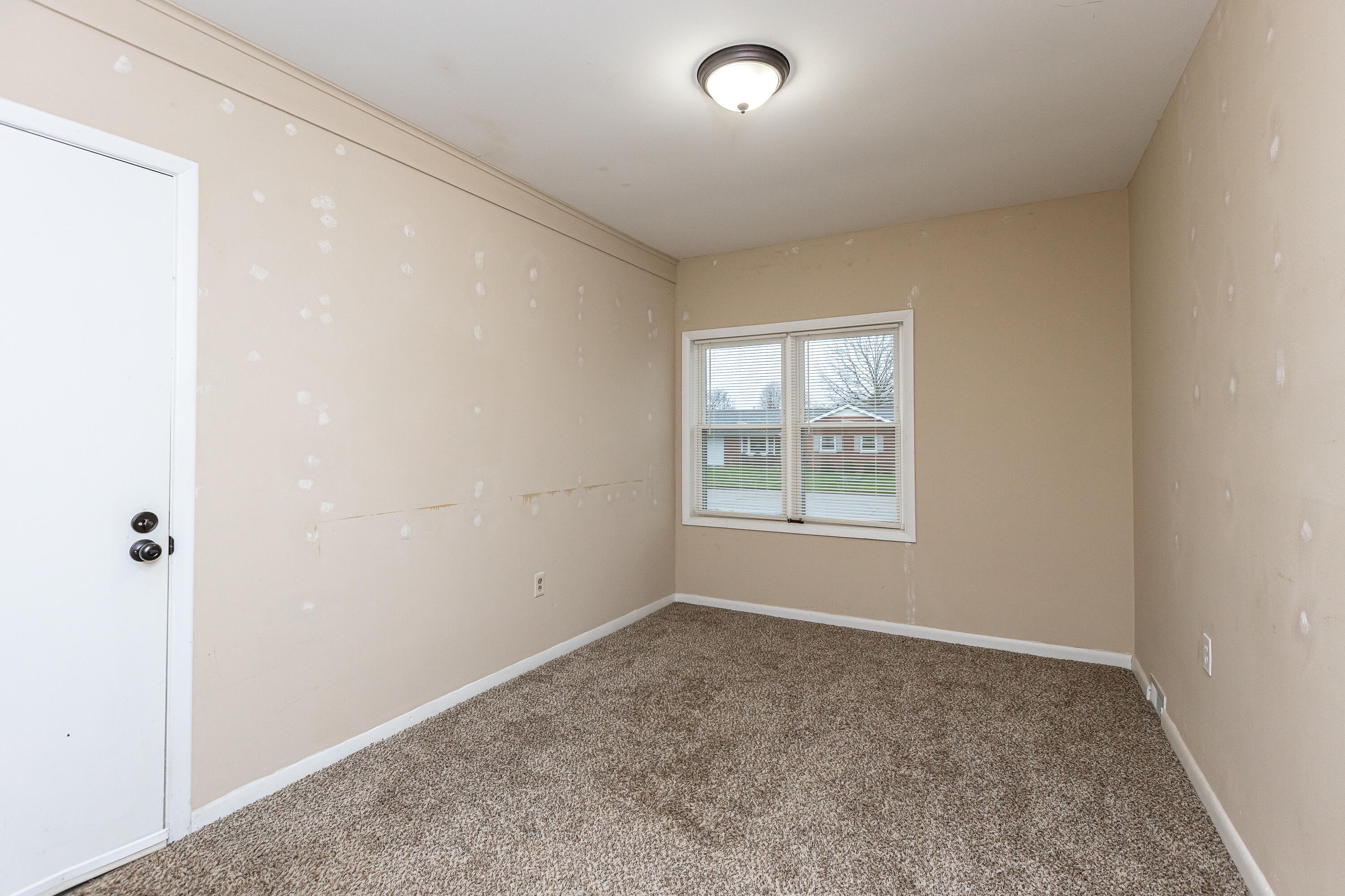 1611 Raleigh Road Lexington, KY 40505 - Photo 19 of 29 1-26