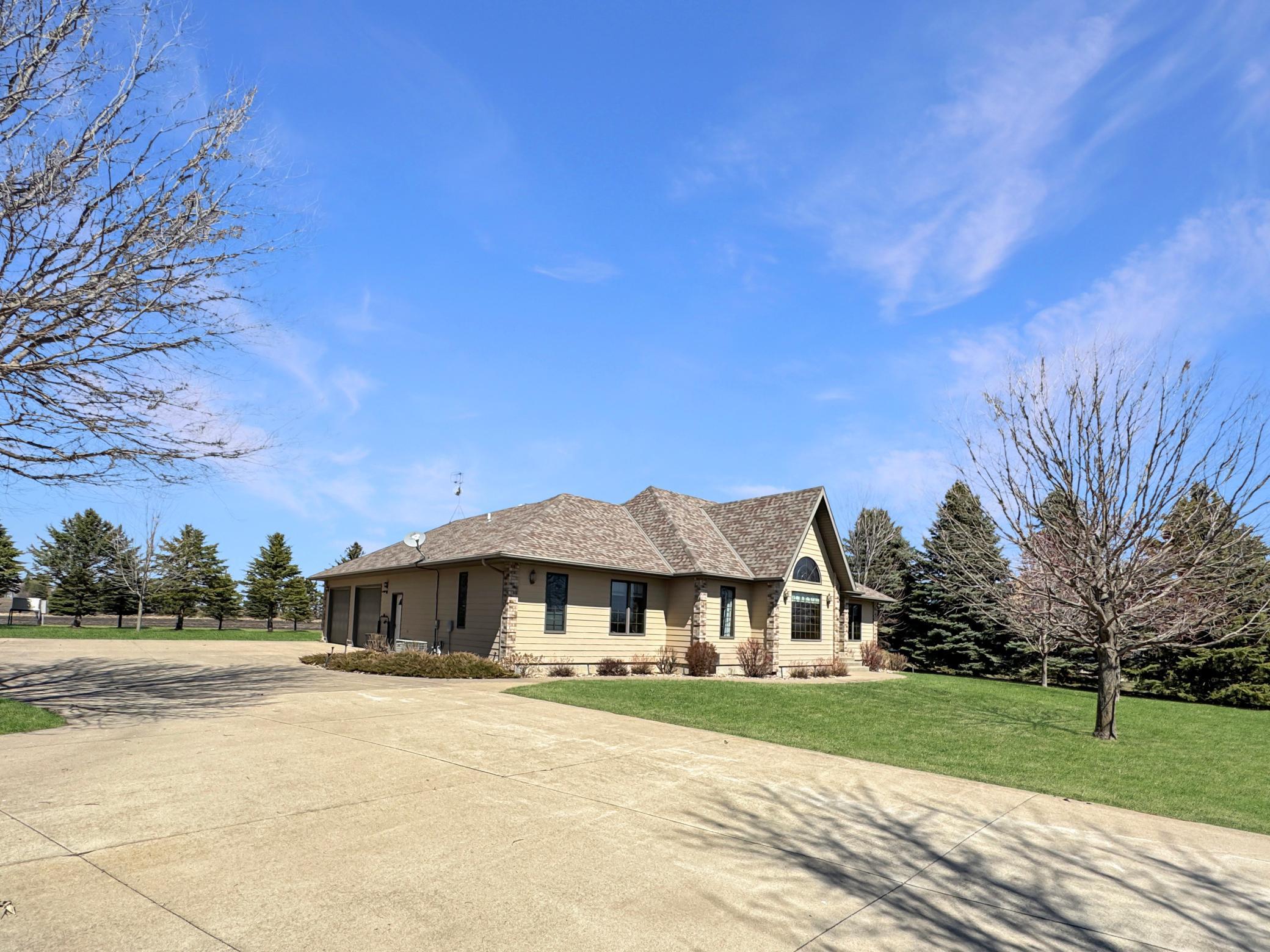 58 Valhalla Road Slayton, MN 56172 - Photo 4 of 29