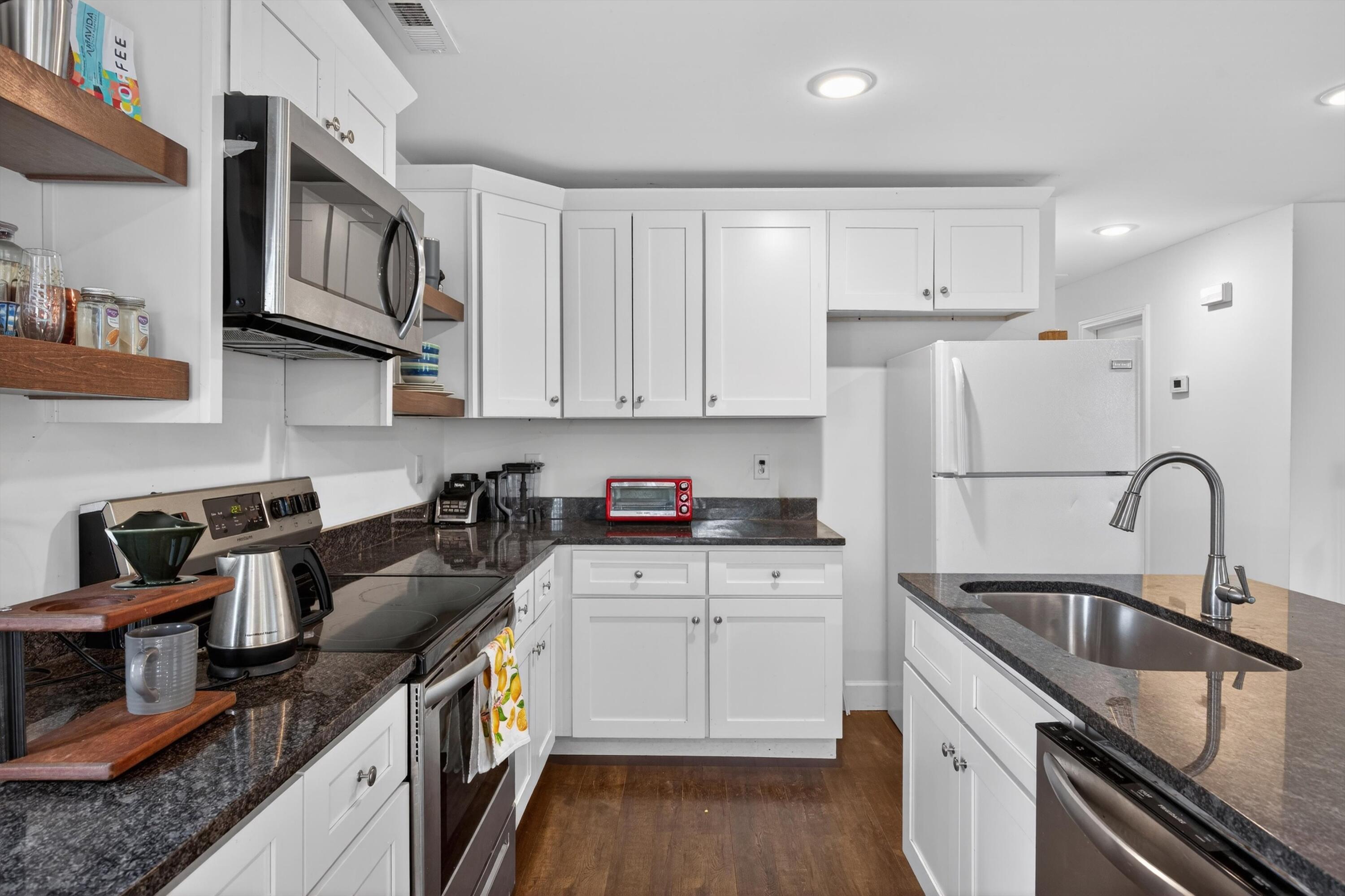 1482 Kincaid Road Southeast Cleveland, TN 37323 - Photo 13 of 38 13-018_IMG_5254