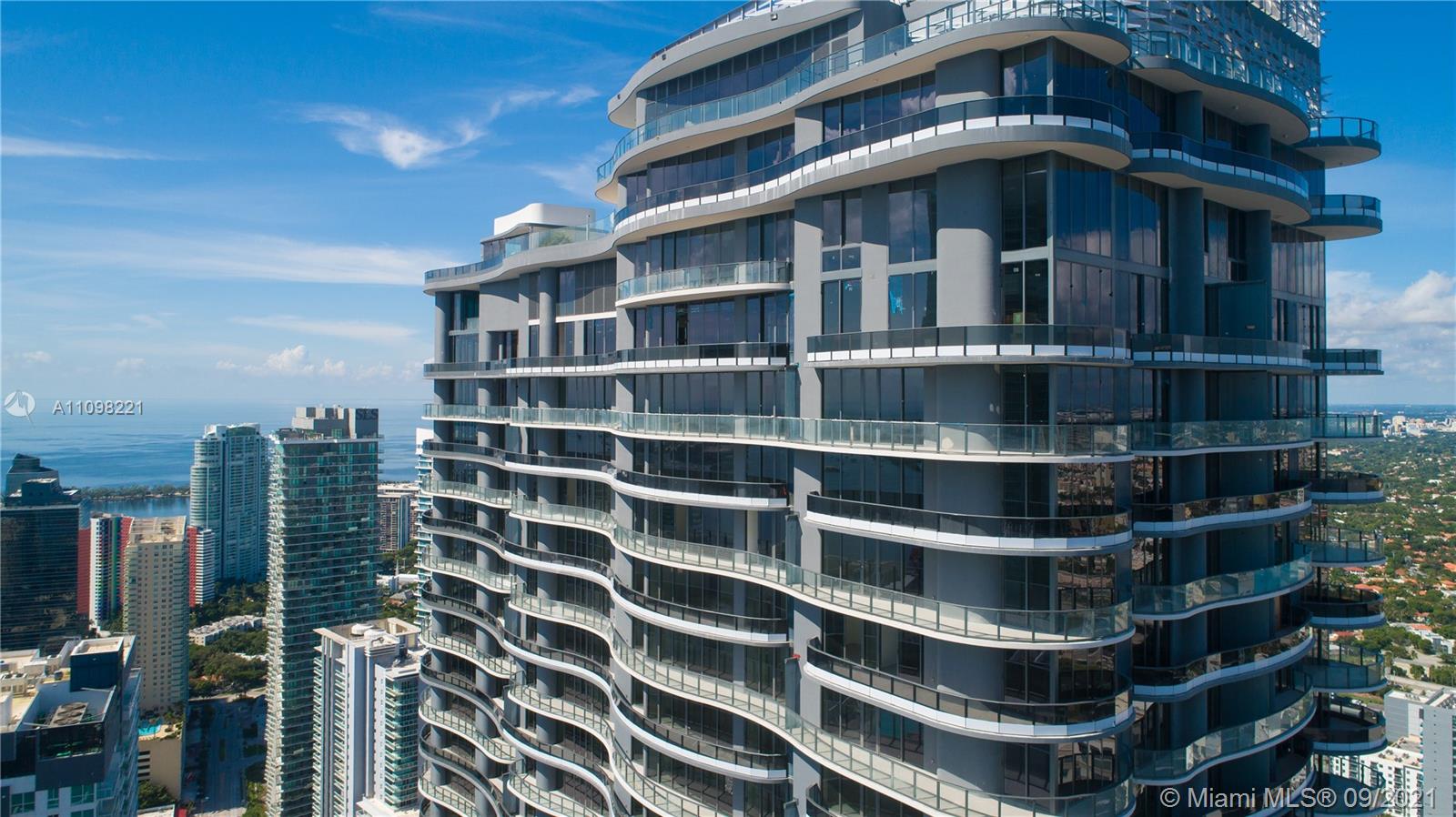 1000 Brickell Plaza, Unit 4907 Miami, FL 33131 - Photo 12 of 26