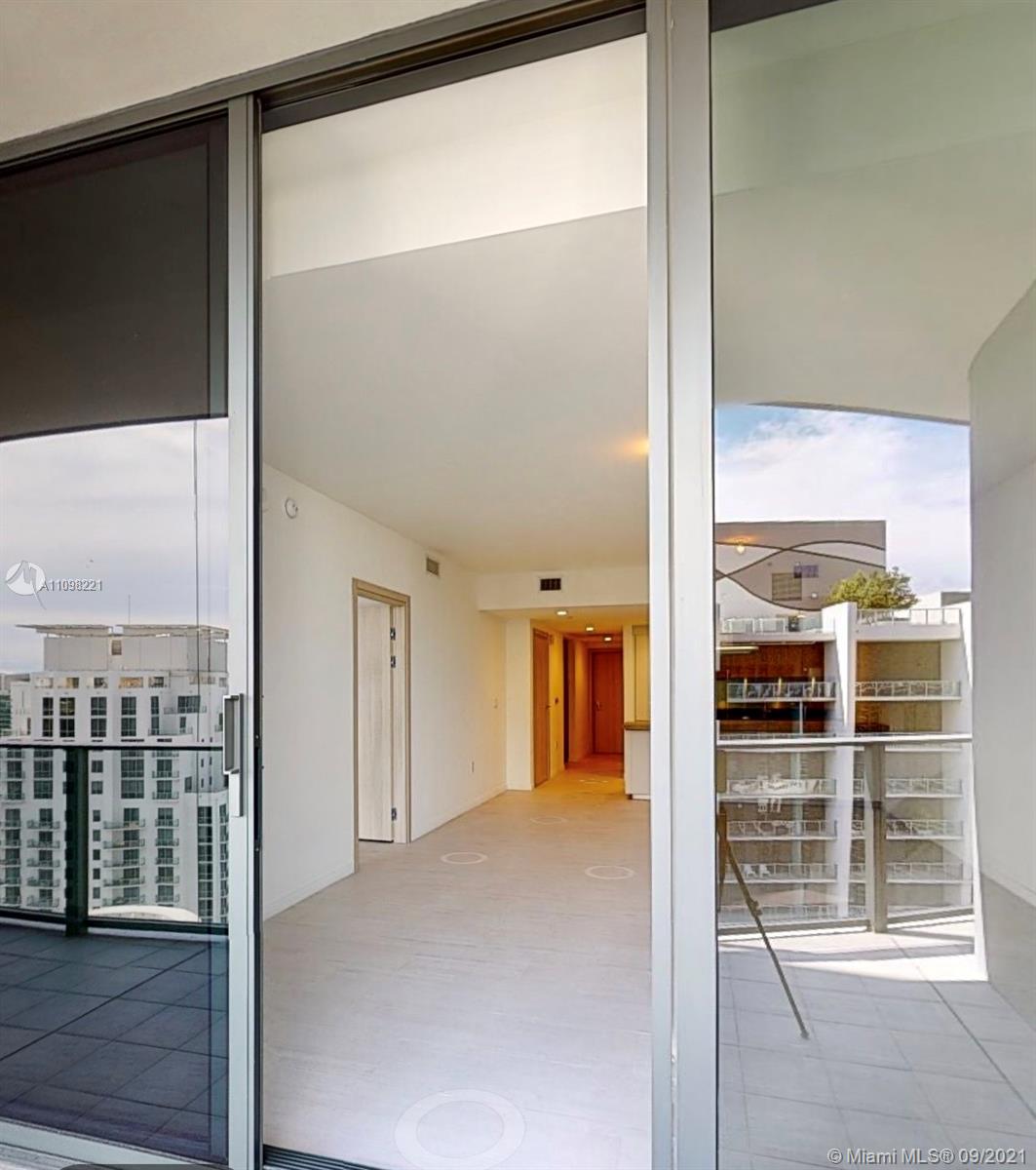 1000 Brickell Plaza, Unit 4907 Miami, FL 33131 - Photo 14 of 26