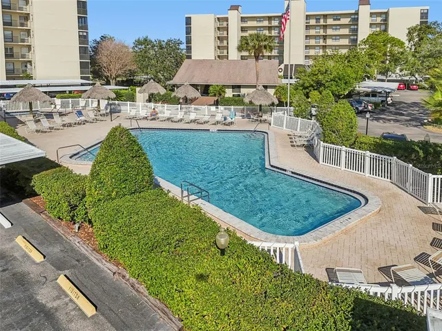 $279,000 | 3400 Cove Cay Drive, Unit 7H, Clearwater, FL 33760