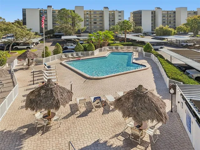 $279,000 | 3400 Cove Cay Drive, Unit 7H, Clearwater, FL 33760