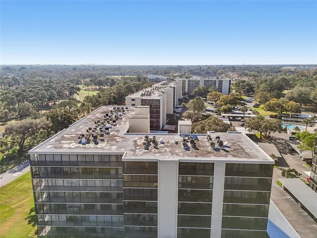 $279,000 | 3400 Cove Cay Drive, Unit 7H, Clearwater, FL 33760