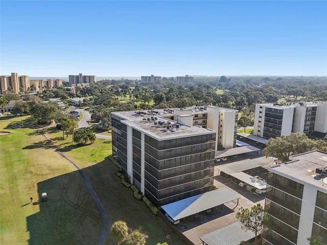 $279,000 | 3400 Cove Cay Drive, Unit 7H, Clearwater, FL 33760