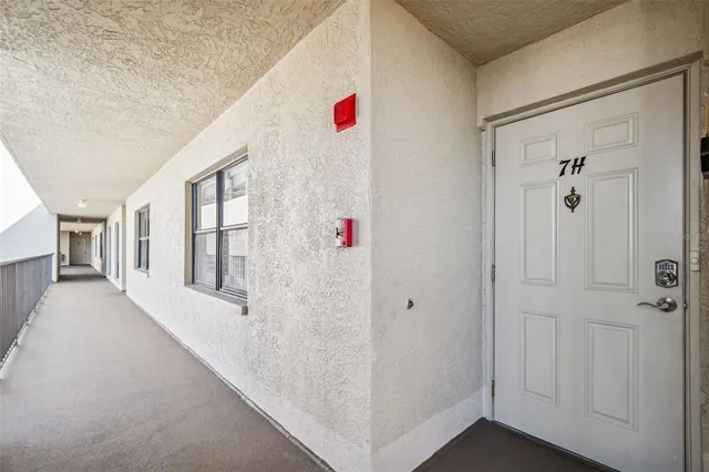 $279,000 | 3400 Cove Cay Drive, Unit 7H, Clearwater, FL 33760