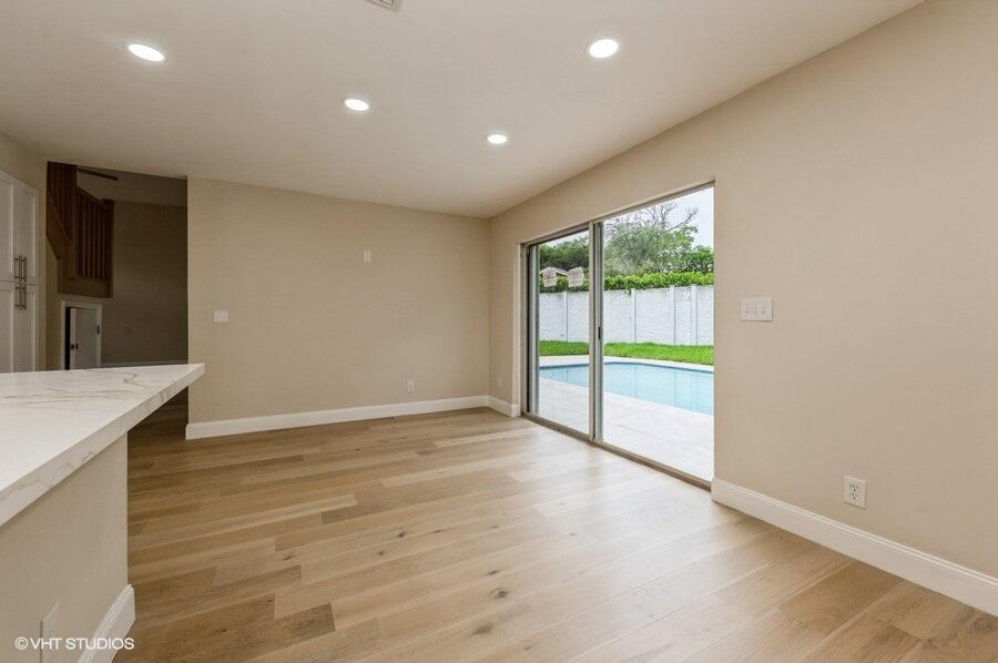 140 West Lee Road Delray Beach, FL 33445 - Photo 20 of 37 Family Room