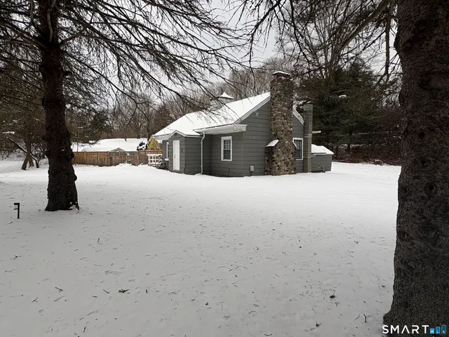 $2,250 | 1163 Bullet Hill Road, Southbury, CT 06488