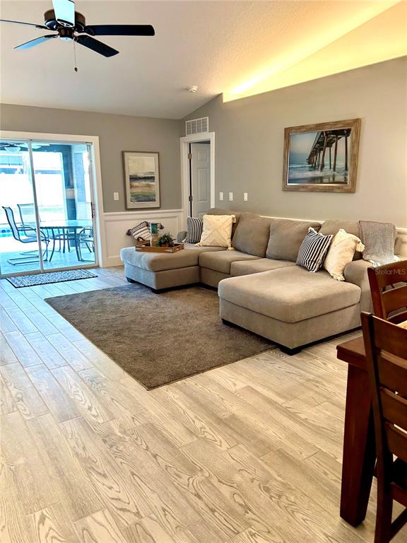 35 Riverside Lane Palm Coast, FL 32164 - Photo 8 of 33