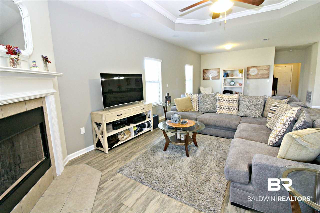 9150 Pembrook Loop Fairhope, AL 36532 - Photo 3 of 34