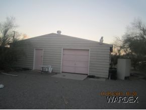 765 Ocotillo Lane Quartzsite, AZ 85346 - Photo 1 of 5 a view of a garage