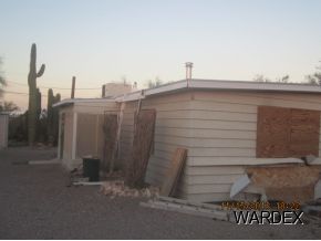 765 Ocotillo Lane Quartzsite, AZ 85346 - Photo 5 of 5 a view of a terrace